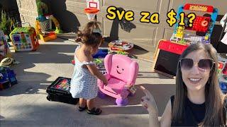 GARAGE SALE U AMERICI - Prodaja ispred kuća $1