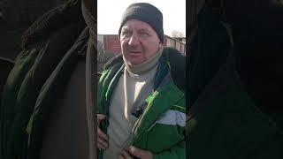тракторист Сашок не переживает