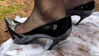 Stiletto High Heels stomping t-shirts into ground, t-shirts crushed by high heels pumps (# 1039)