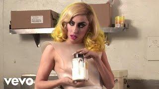 Lady Gaga - Telephone ft. Beyoncé (Official Behind The Scenes)