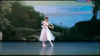 Anna Tikhomirova and Artem Ovcharenko in La Sylphide,  Kremlin Gala 2014