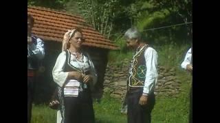 Macedonian Folk Group "MEGDAN" Kocani - Or, Neveste More Stojanice (5)