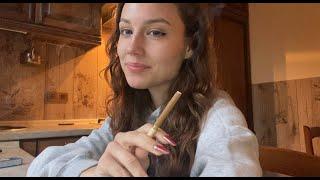 asmr курю на кухне  * вайбово уютно *  girl smoking cigarette