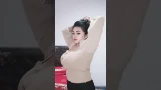 Janda Susu Gede Tumpah Ketat No Bra