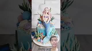 Makkimg the most beautiful Birthday cake 