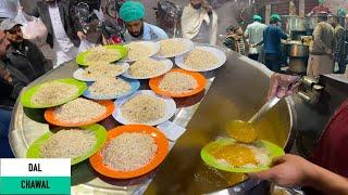 Famous Dal Chawal of Gujranwala Pakistan | Best Street Food Dal Chawal | Haji Bashir Dal Chawal