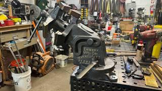 You've Never Seen A Vise Like This! - Restoration