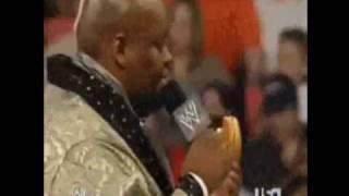 Big Daddy V/ Viscera stops eating Cheeseburgers?