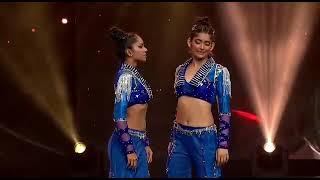 @Vartika Jha vs @Somya dance