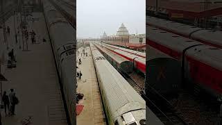 uttar Pradesh Varanasi junction travel like this video @up78anubhav