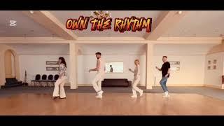 Own the rhythm, line dance