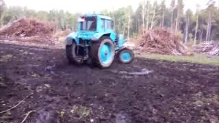 MTZ-80 drifting. ONLY IN RUSSIAN!!