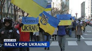 Hundreds rally for Ukraine in downtown Chicago after shouting match between Trump, Zelenskyy