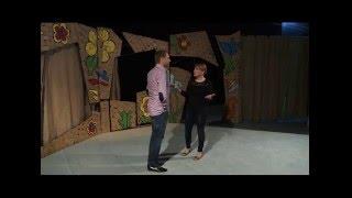 Актер Александр Кузьменко импровизирует