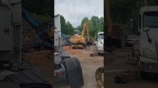 You get a broken crane! #Scrap-Life #scraplife #scrapyard #recycle #recycling #business #broken