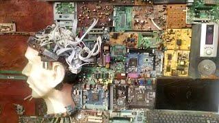 Artist upcycles old computer parts into cool art