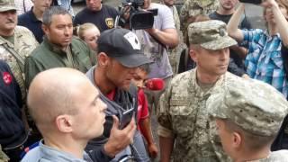 ВСП доставляет военных прокуроров АТО в кабинет к начальнику части в Киеве