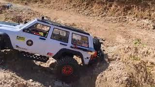 Jeep Cherokee & Toyota Lc 80 Adventure Offroad Part 1 - 1/10 Scale