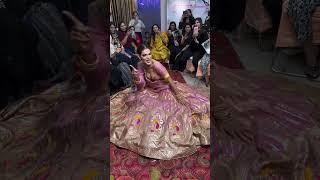 Behki Behki #shorts #fashion #khushi #bollywooddance #viral #danceform #dance #dancestyle #makeup