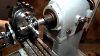 MD4 Hardinge Vintage Mill cutting a gear