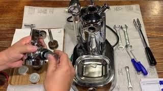 La Pavoni lever machine - regular maintenance (group head)