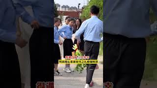 束脩礼，谢师恩！毕业的男孩用心准备，借古人之礼的美好寓意表达对老师的感谢和敬意 #校园生活 #感恩 #毕业季