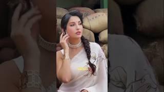 Nora fatehi Dulhan Makeup Poses for Wedding Moments Bridal #lehnga #saree #dance #mehndi short payal