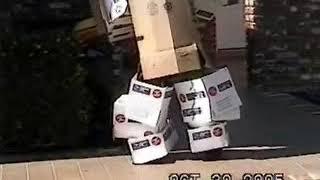 Boxman shows the boxness to non-boxes