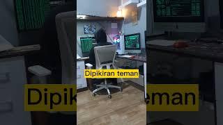 liku - liku ketika kerja jadi programmer di rumah #youtubeshorts #shorts #programmer