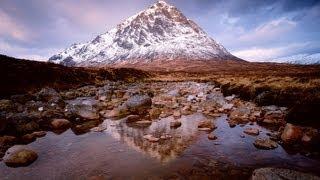 Scottish Bagpipes - Highland Laddie 