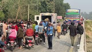 Live accident in Urlabari Sanjora Khola Bridge(  Tipperर बाईक Accident.)