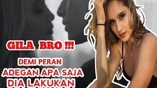 BERANI!!! ADEGAN CIUMAN CINTA LAURA DI FILM HOLLYWOOD