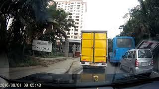 Instant karma in Indian Road and few Dashcam clips (Turn ON subtitles) | Travel bug