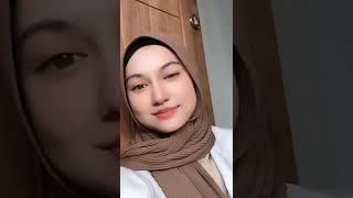 Sexy Tiktok Hijab Wink #shorts #tiktok #dance