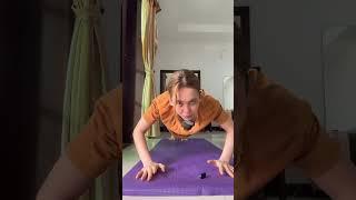 Exercise at home #exercise #gym #cutegirl #shortvideo #shorts
