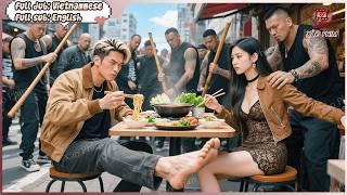 Long Soái Đi Ăn Lẩu Cùng Vợ Bị Đám Thượng Lưu Mới Nhú Làm Phiền Liền Ra Tay Dạy Dỗ Chúng Bài Học