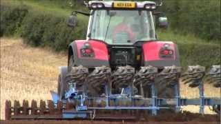 Massey Ferguson 8660 ploughing.wmv