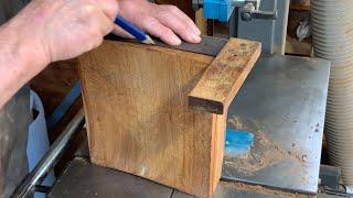 Richard Raffan shows how to find and eliminate splits whilst cutting a turning blank.