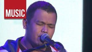 Jay Durias - "Love of My Life / Rainbow / Kahit Kailan" Live at OPM Means 2013!