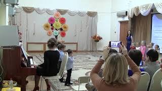 Распевание "Лиса и птичка" (по методике А.Евтодьевой). Средняя группа