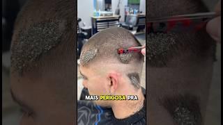 ESSE BARBEIRO SALVOU A VIDA DELE (cred: ​⁠@Alvesstories ) #impressionante #curiosidades #hair