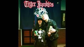 Tiger Junkies:  Tiger Bitch