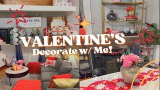 VALENTINE'S DECORATE WITH ME! MY HOUSE IS ABSOLUTELY BEAUTIFUL WITH ALL THE PINK & RED! SKILLSHARE