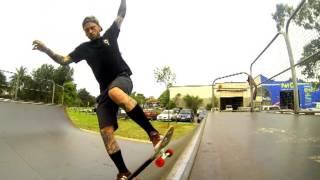 Old Glebe Mini Ramp with Jimmy Memento