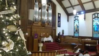 Bob Meola reading scripture @PrincetonUMC 12-4-16 P1110759