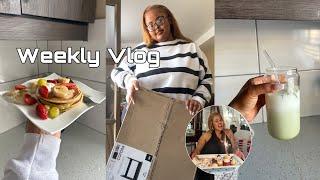 #weeklyvlog : Office Decor , my bday , Yummy Food , New hair & nails 