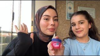 ASMR I My Friends Litte Sister's Doing My Makeup 