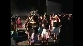 Highschool girls sexy dance // Baile sexy niñas de secundaria