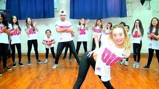 Carnaval- Reggaeton by Dance is convey (HD)