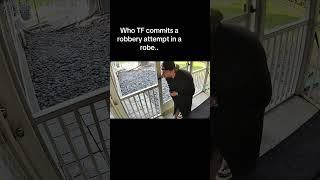 Smart camera lightbulb foils robbery attempt